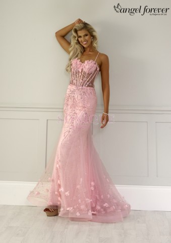 Pink: The Color of the Century — and the Ultimate Choice for Prom Dresses