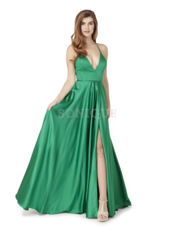Complete Your 2026 Prom Look: Accessories & Styling Tips
