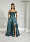 Red Carpet Resort: Your 2026 Guide to Luxury Holiday & Vacation Dresses