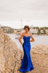 Sculpted Style: The Beauty of Tight Fitting Dresses